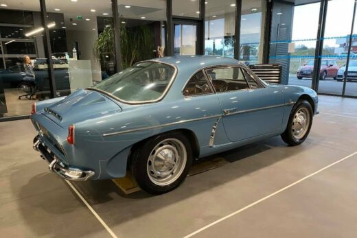 Voiture de collection Cyjade